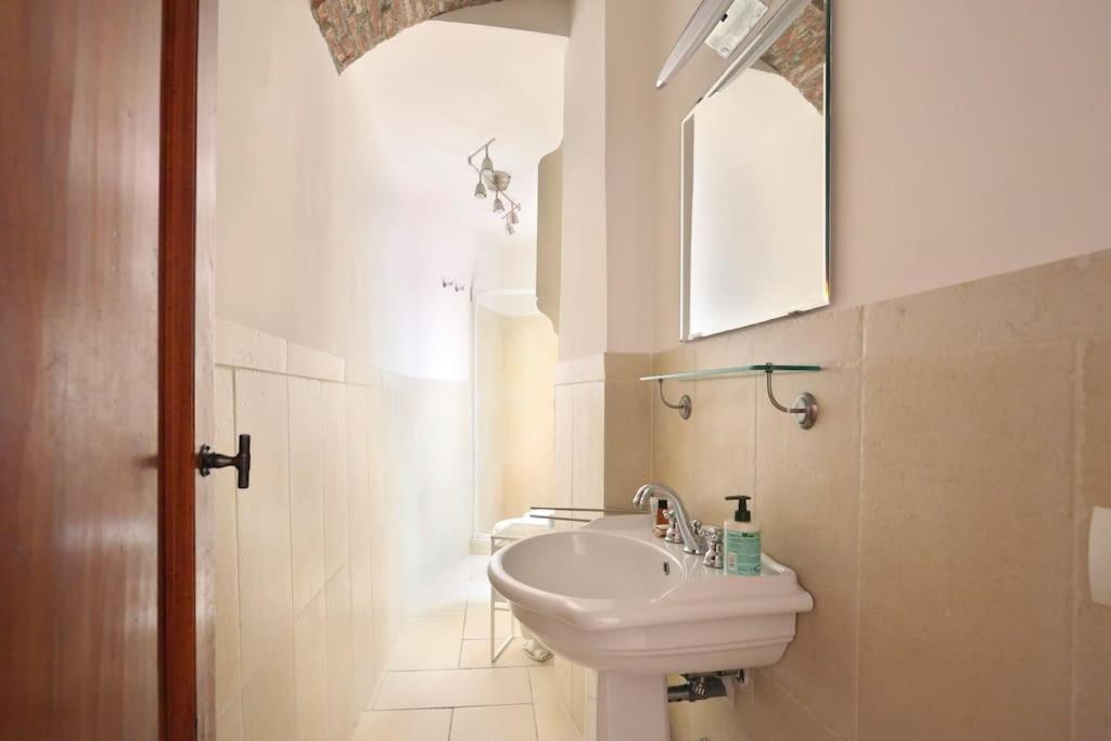 Belle Donne Historical Apartment - City Center Φλωρεντία Εξωτερικό φωτογραφία